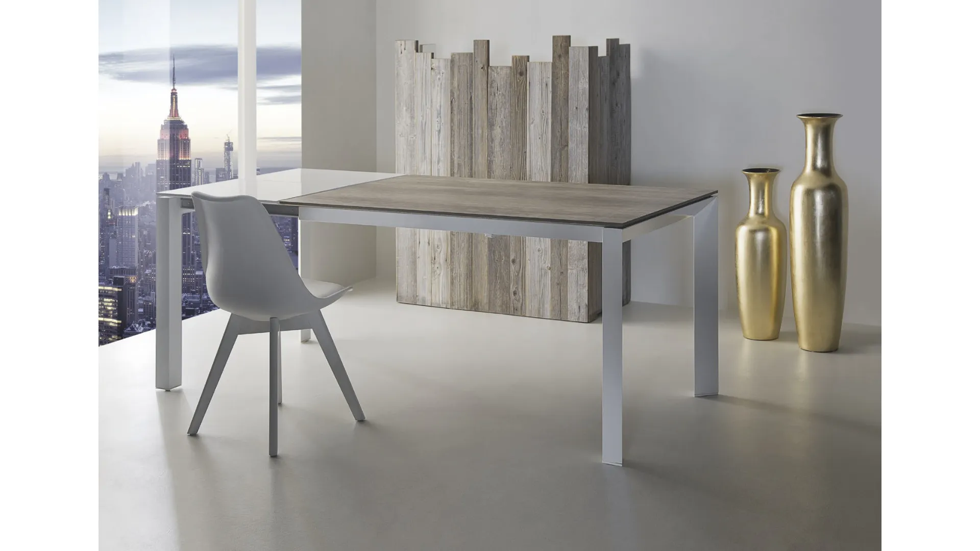 Tavolo allungabile Urban Style SD116 con top in laminato Quercia e base in acciaio verniciato Bianco di Imba Srl